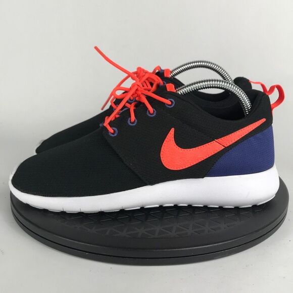 Nike Roshe One Black Athletic Running Shoes 599728-029 Women’s Size 8.5 (7Y) - Picture 8 of 12